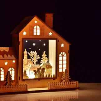 DA33141 35 cm domek z zimowym krajobrazem, z oświetleniem LED